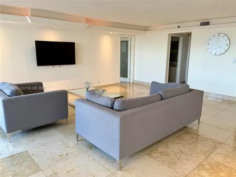 1717 N Bayshore Drive Miami FL 33132