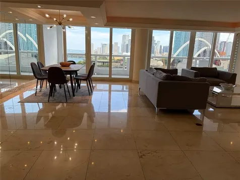 1717 N Bayshore Drive Miami FL 33132
