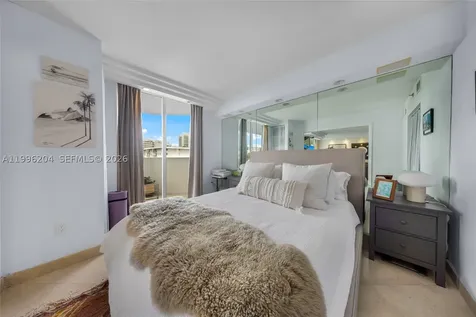 1621 Bay Road Miami Beach FL 33139