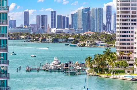 1621 Bay Road Miami Beach FL 33139