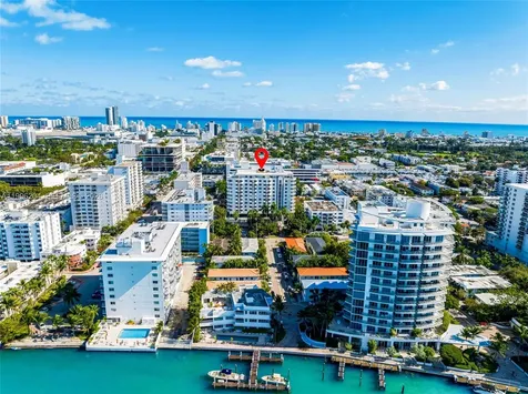 1621 Bay Road Miami Beach FL 33139