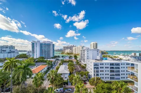 1621 Bay Road Miami Beach FL 33139