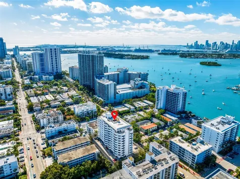 1621 Bay Road Miami Beach FL 33139