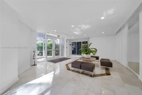 1621 Bay Road Miami Beach FL 33139