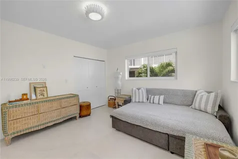 462 Golden Isles Drive Hallandale Beach FL 33009
