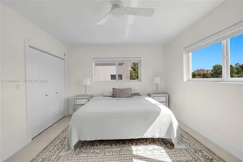 462 Golden Isles Drive Hallandale Beach FL 33009