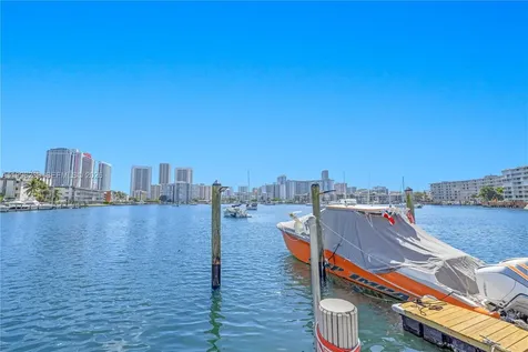 462 Golden Isles Drive Hallandale Beach FL 33009