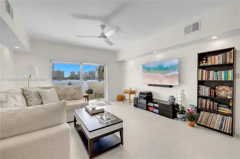 462 Golden Isles Drive Hallandale Beach FL 33009