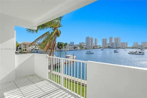 462 Golden Isles Drive Hallandale Beach FL 33009