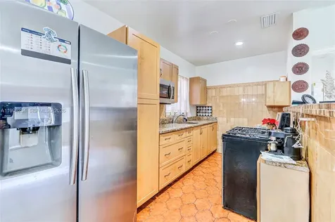 1263 NE 182nd Street North Miami Beach FL 33162