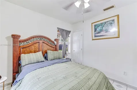 1263 NE 182nd Street North Miami Beach FL 33162
