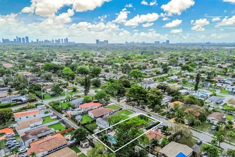 1263 NE 182nd Street North Miami Beach FL 33162