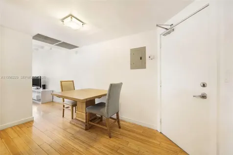 3915 N Meridian Avenue Miami Beach FL 33140