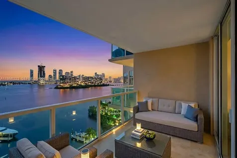 3330 NE 190th Street Aventura FL 33180