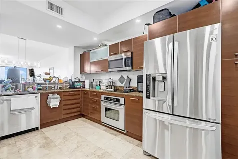 3330 NE 190th Street Aventura FL 33180