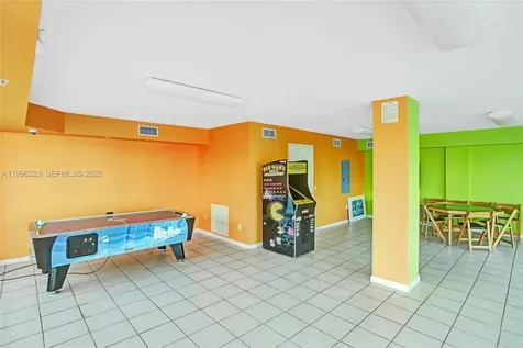 3330 NE 190th Street Aventura FL 33180