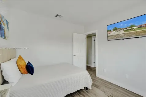 19625 NW 6th Place Miami Gardens FL 33169