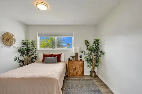 19625 NW 6th Place Miami Gardens FL 33169