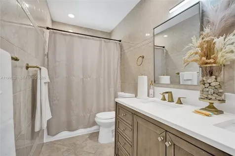 19625 NW 6th Place Miami Gardens FL 33169
