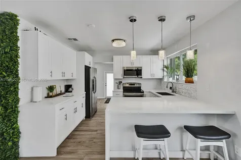 19625 NW 6th Place Miami Gardens FL 33169