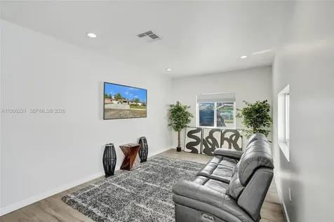 19625 NW 6th Place Miami Gardens FL 33169