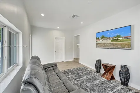 19625 NW 6th Place Miami Gardens FL 33169
