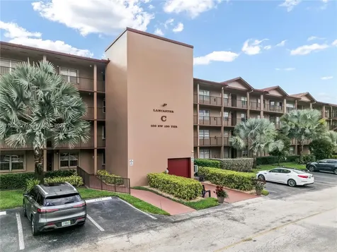 100 SW 130th Terrace Pembroke Pines FL 33027