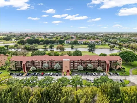 100 SW 130th Terrace Pembroke Pines FL 33027
