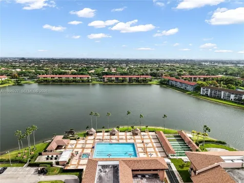 100 SW 130th Terrace Pembroke Pines FL 33027
