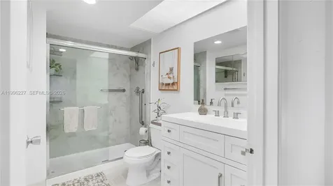 100 SW 130th Terrace Pembroke Pines FL 33027