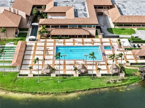 100 SW 130th Terrace Pembroke Pines FL 33027