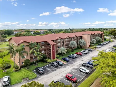 100 SW 130th Terrace Pembroke Pines FL 33027