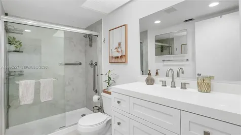 100 SW 130th Terrace Pembroke Pines FL 33027