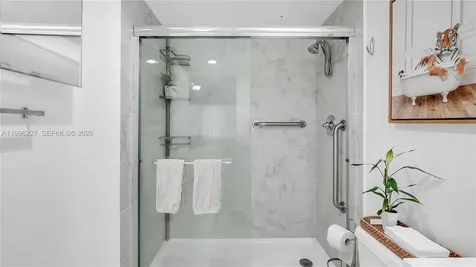 100 SW 130th Terrace Pembroke Pines FL 33027