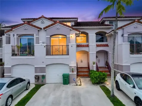 10101 SW 154th Cir Court Miami FL 33196