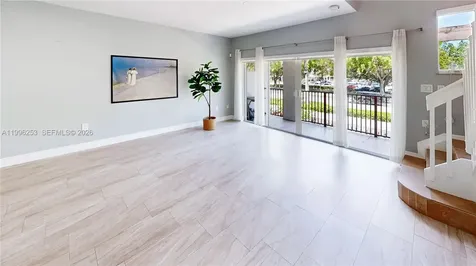 10101 SW 154th Cir Court Miami FL 33196