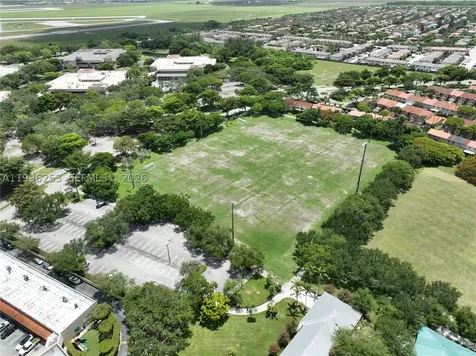 10101 SW 154th Cir Court Miami FL 33196