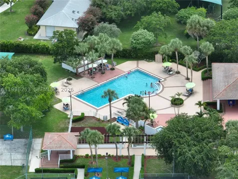 10101 SW 154th Cir Court Miami FL 33196