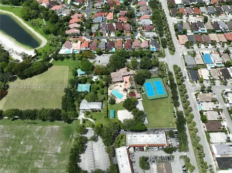 10101 SW 154th Cir Court Miami FL 33196