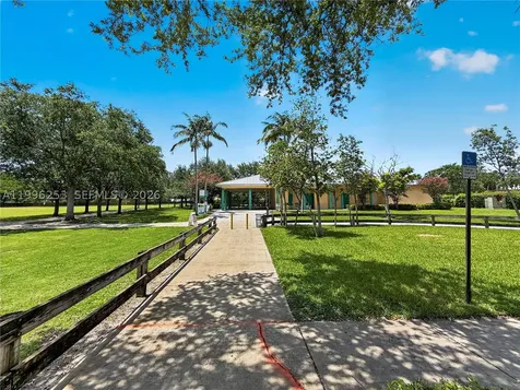 10101 SW 154th Cir Court Miami FL 33196