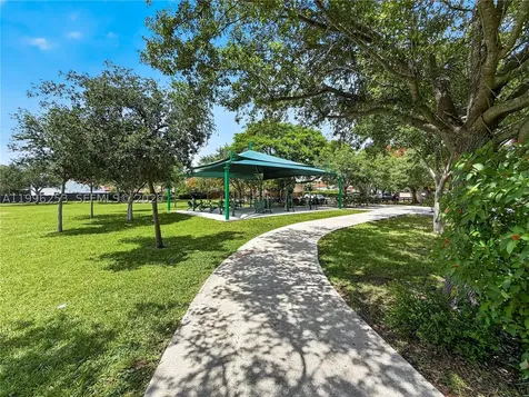 10101 SW 154th Cir Court Miami FL 33196