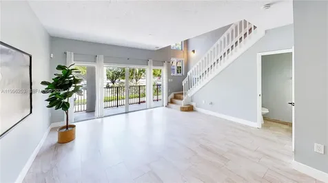 10101 SW 154th Cir Court Miami FL 33196