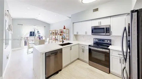10101 SW 154th Cir Court Miami FL 33196