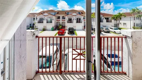 10101 SW 154th Cir Court Miami FL 33196