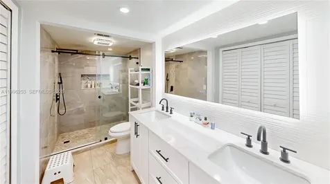 10101 SW 154th Cir Court Miami FL 33196