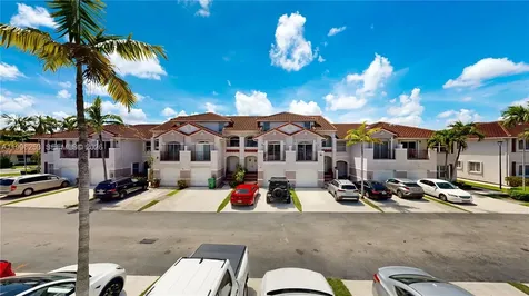 10101 SW 154th Cir Court Miami FL 33196