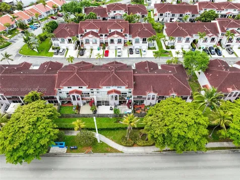 10101 SW 154th Cir Court Miami FL 33196