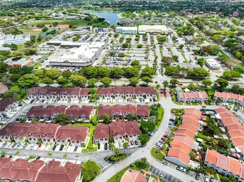 10101 SW 154th Cir Court Miami FL 33196