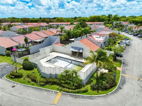 10101 SW 154th Cir Court Miami FL 33196