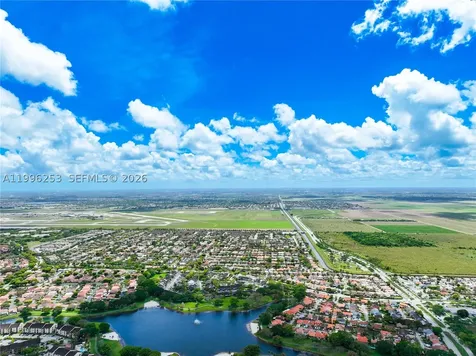 10101 SW 154th Cir Court Miami FL 33196